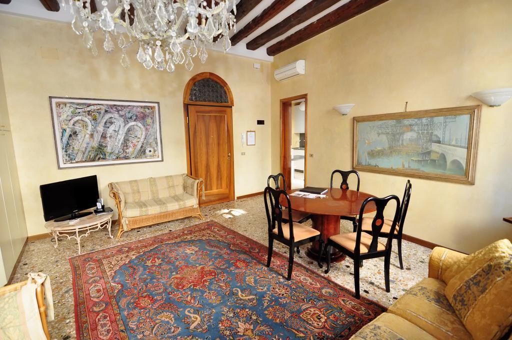 Casa Dei Pittori Venice Apartments Exterior photo